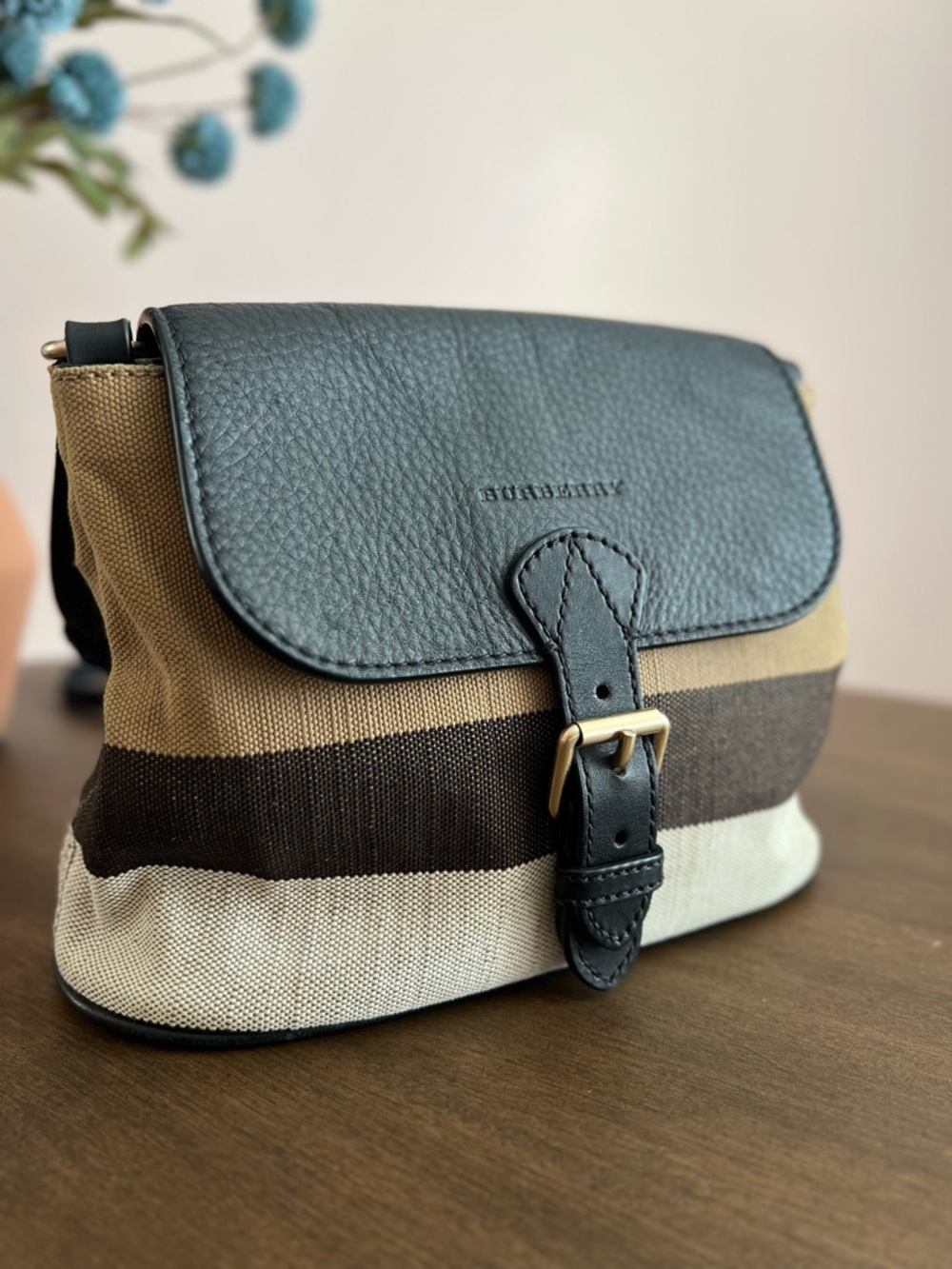 Burberry Mega Check Canvas and Grained Calfskin Gowan Crossbody - Picture 2 of 15